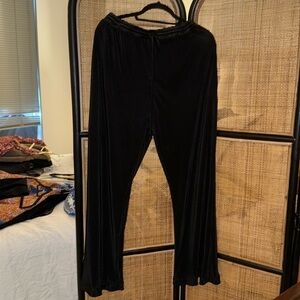 Heartloom black pleated pants